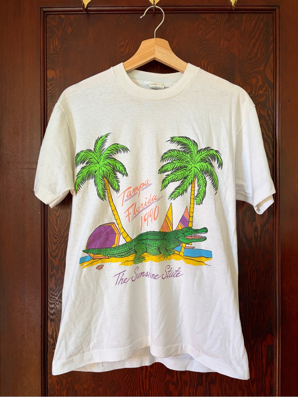 Vintage White Tampa Florida 1990 Graphic Tee with Green Alligator